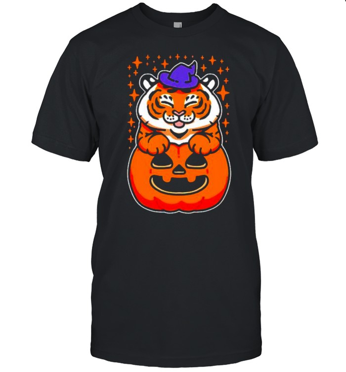 Witch tiger happy Halloween shirt